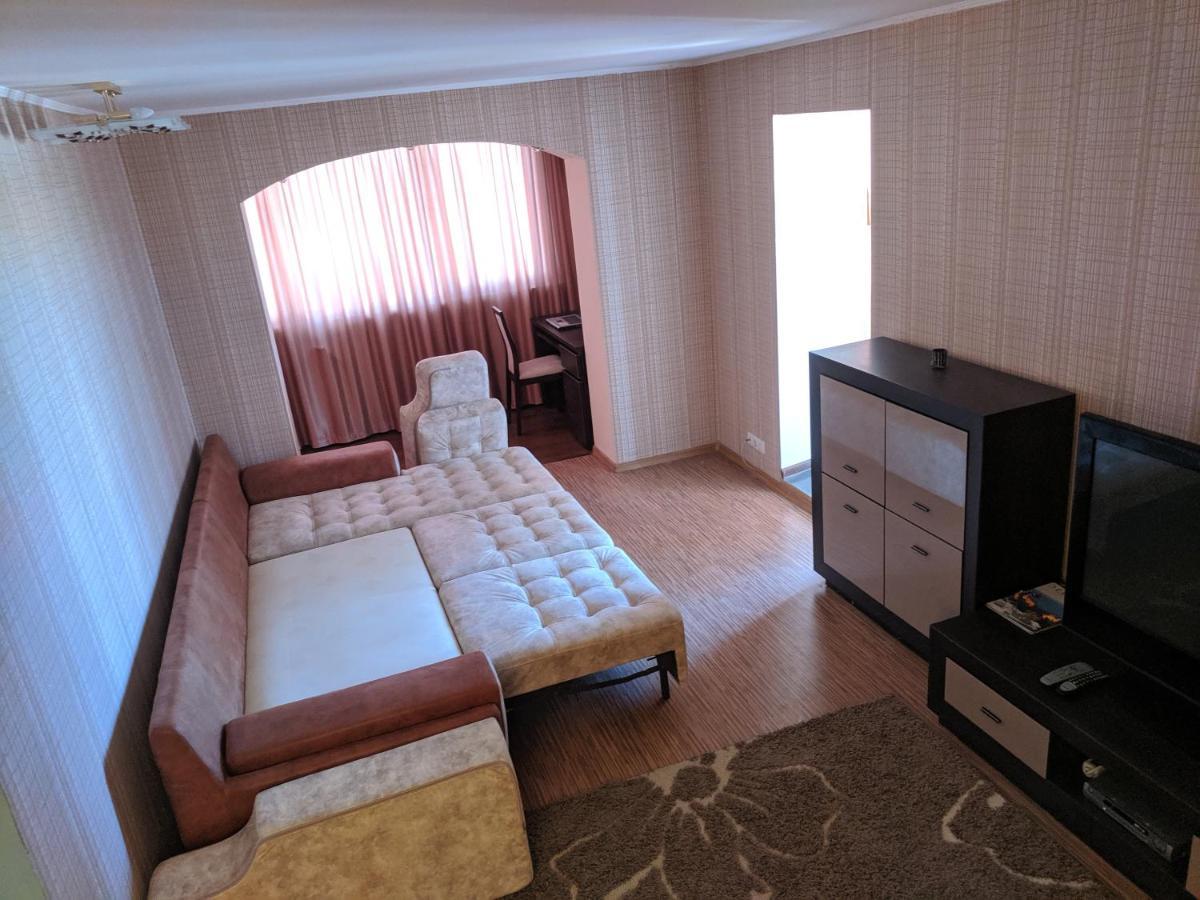אודסה 13 Floor Panorama Apartment מראה חיצוני תמונה