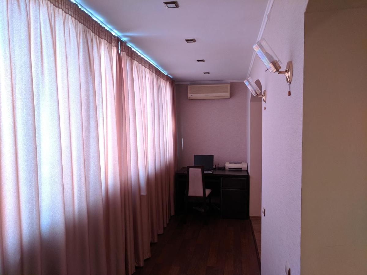 אודסה 13 Floor Panorama Apartment מראה חיצוני תמונה