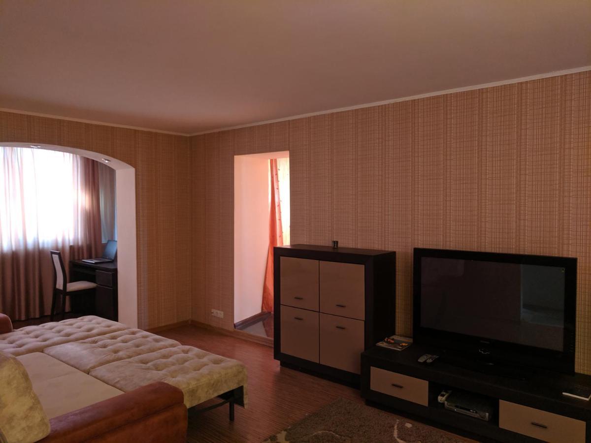 אודסה 13 Floor Panorama Apartment מראה חיצוני תמונה